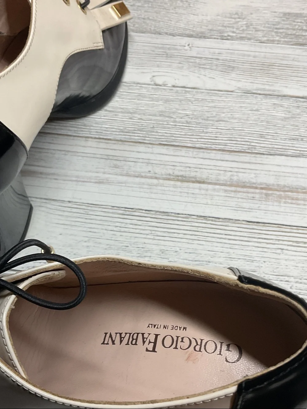 Vintage in EUC woman’s 2.5” heel shoes Giorgio Fabiani size EU 37 made in Italy